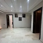 Modern Apartment In Casablanca & Beach Access